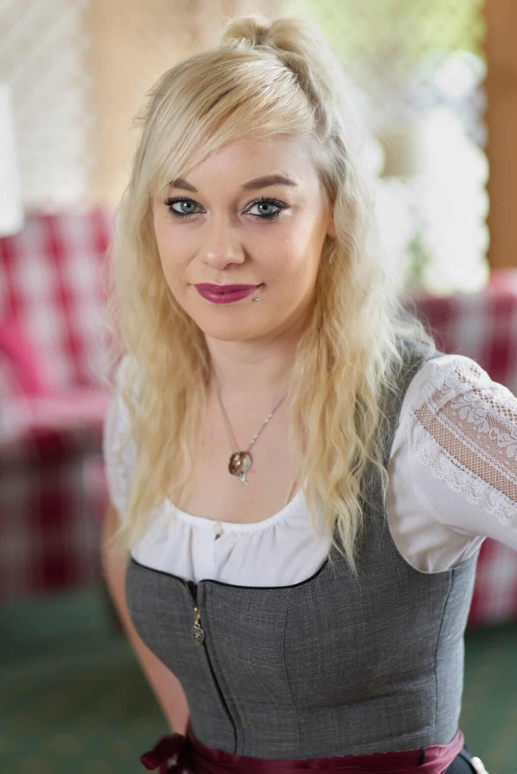 Rezeption, Reservierungsleiterin