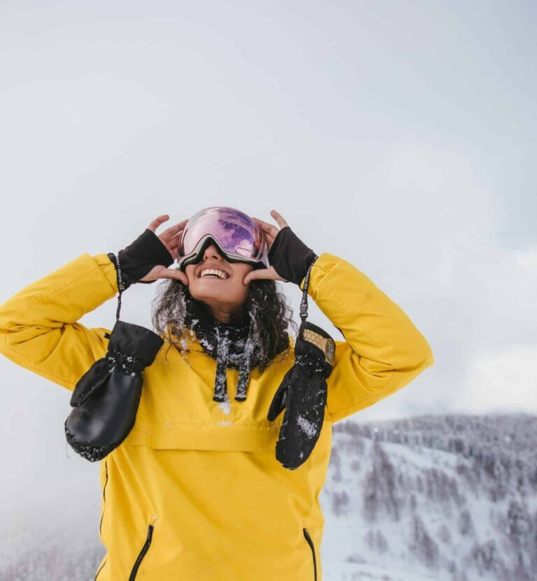Skifahren_Winterurlaub-mit-Hotel-Sonnnenhof-im-Bayerischen-Wald-scaled