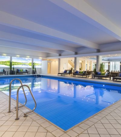 innenpool-aquawelt-5-elemente-spa-hotel-sonnenhof-lam-scaled.jpg