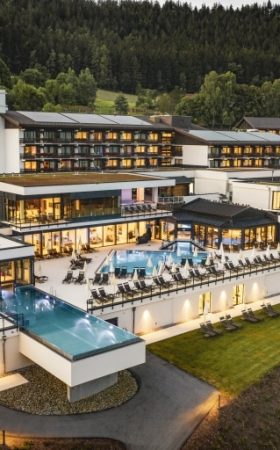 key-visual-hotel-sonnenhof-lam-768x512