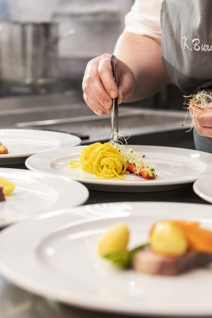 Regional_Saisonal_Bodenständig_Küchenchefin_Kulinarik_Hotel Sonnenhof Lam