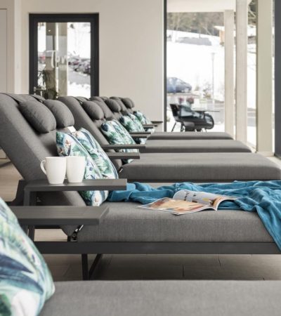 tonis-lounge-5-elemente-spa-hotel-sonnenhof-scaled.jpg